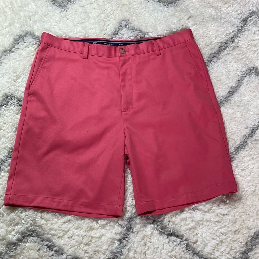 Vineyard vines  short 